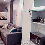 Stefan Center Apartment
